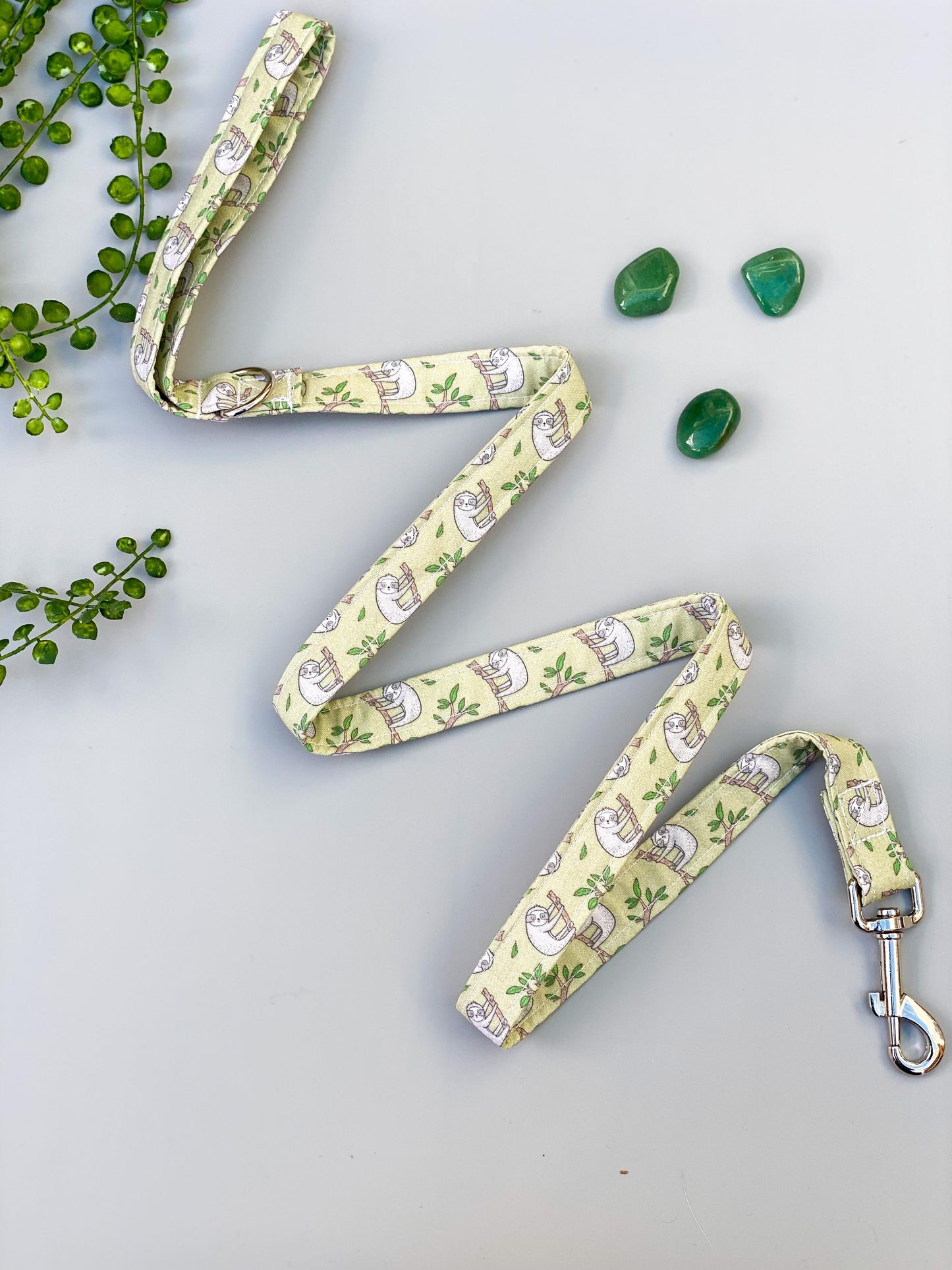 Drop it like a Sloth Fabric Lead