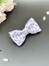 Load image into Gallery viewer, Spring Collection Fabric Bowties