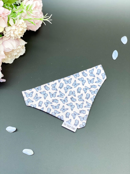 Butterfly Babe Bandana, Over the collar