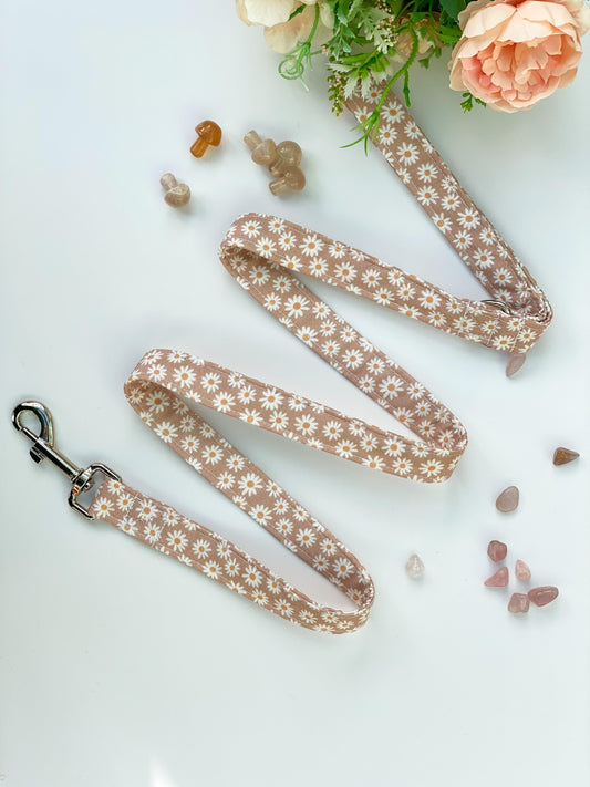 Oopsy-Daisy Fabric Lead